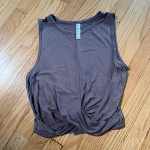 Alo plum cropped tank size small